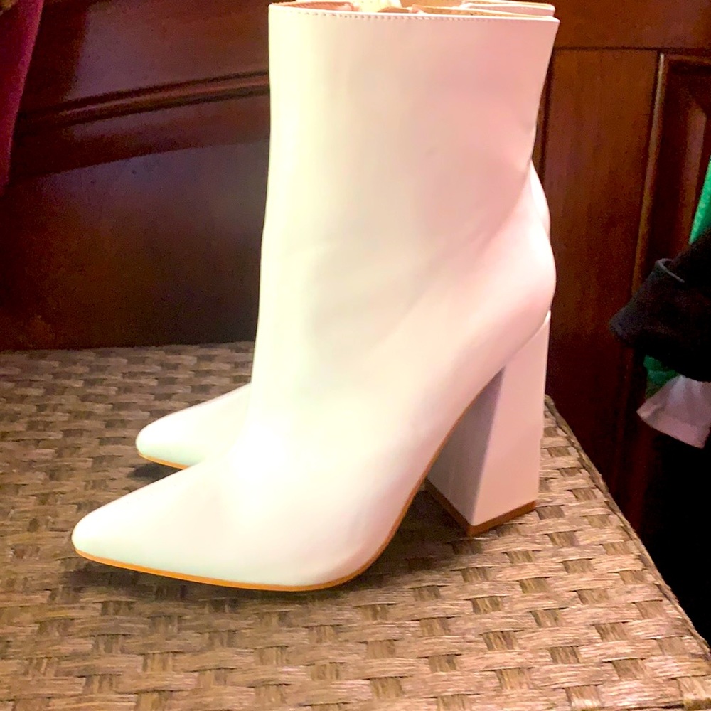 White high heel boots